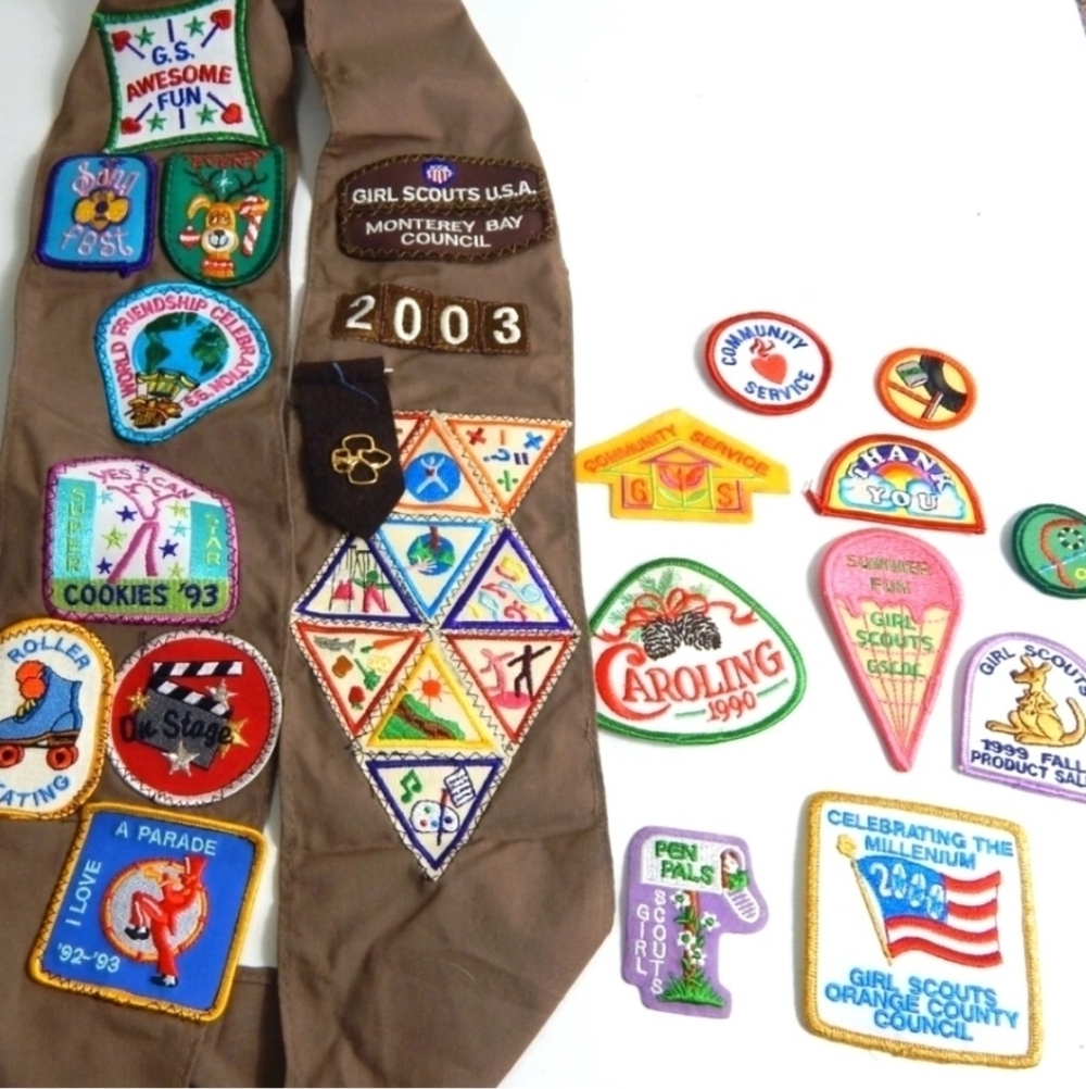 Girl Scouts Vintage 90's Y2K Sash And Badges